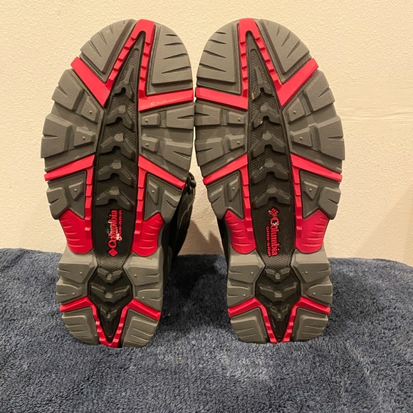 Black Colombia Snow boots waterproof size 8 boots very good condition - Picture 2 of 10